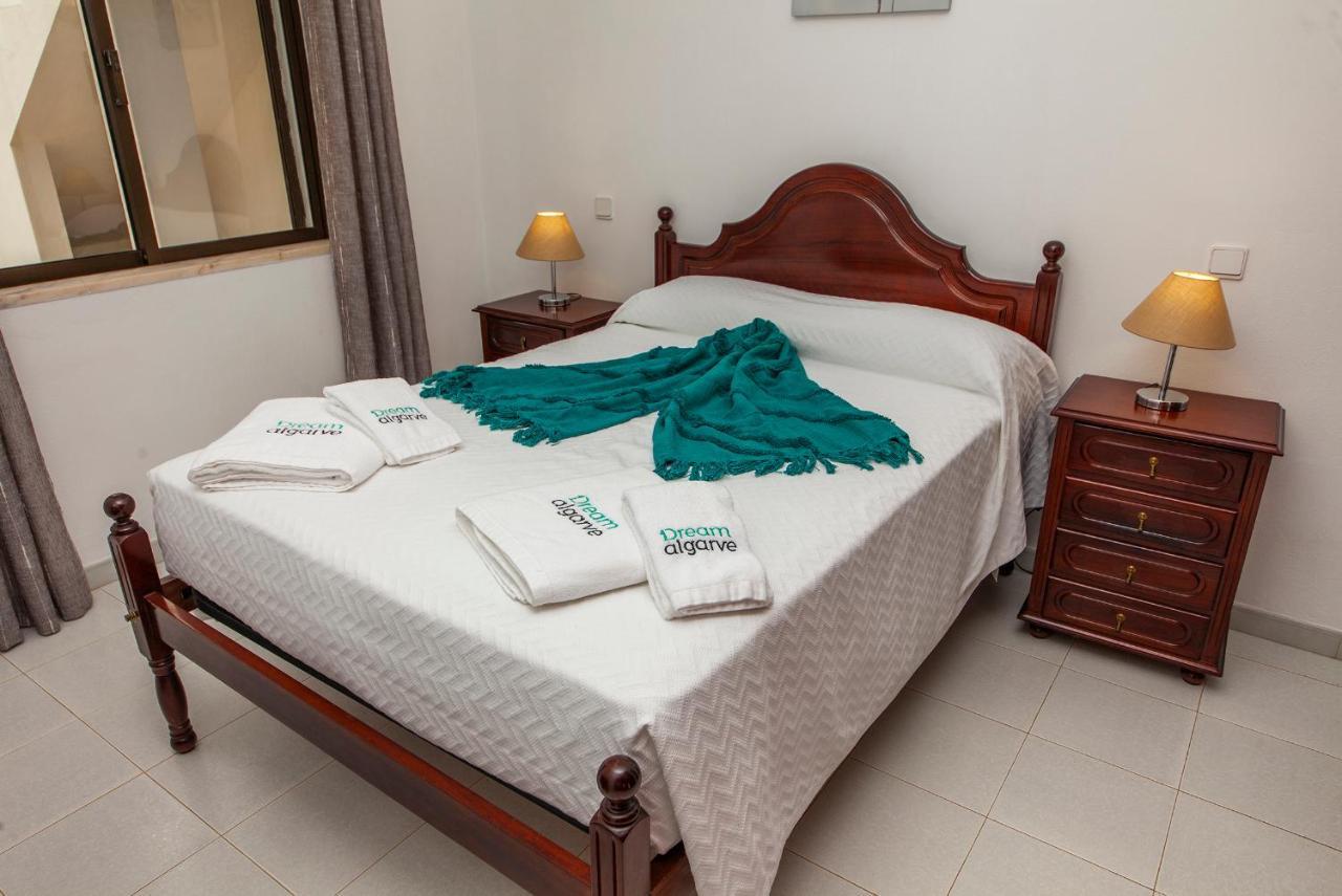 D02 - Carrob Street House Lagos