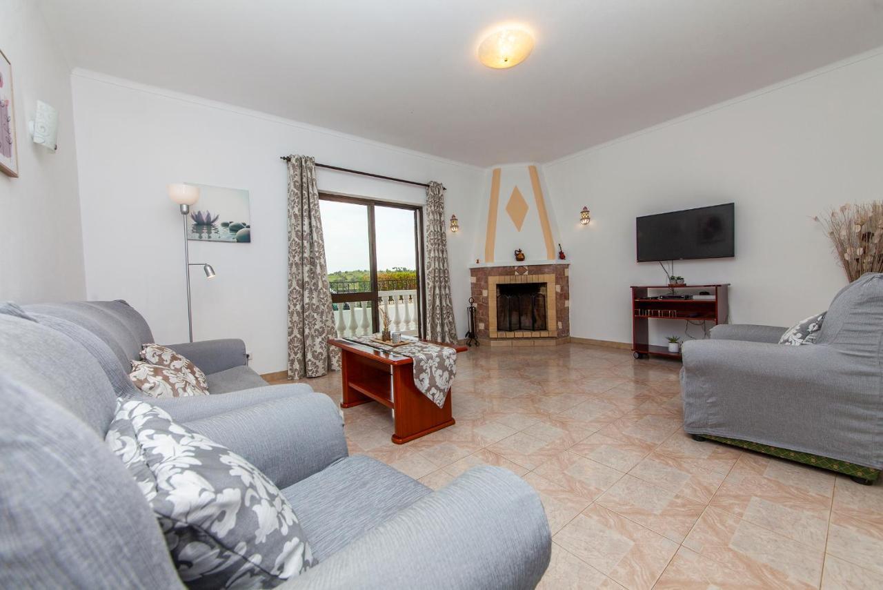 Holiday home D02 - Carrob Street House *